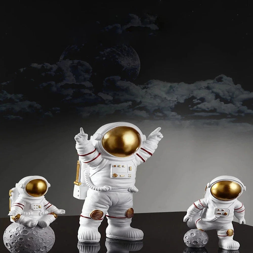 Galactic Explorer Astronaut Figurine Set – 4-Piece Cosmic Decor for Home and Office